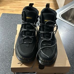 Dr Martens Boury boots